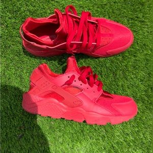 NIKE HUARACHE MEN SIZE 10